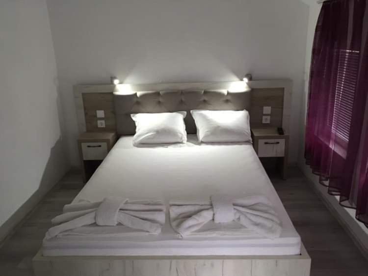 Къща Мечта Hotel Chernomorets Bagian luar foto